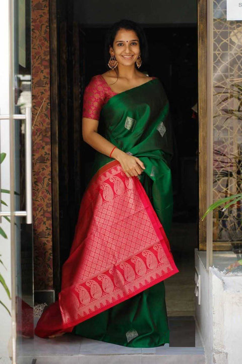 Diwali Green And Pink Color  Jacquard Silk Saree Collection